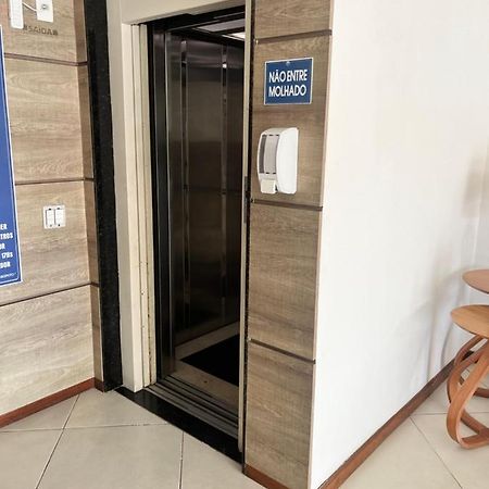Apartamento リオ・ダス・オストラス エクステリア 写真